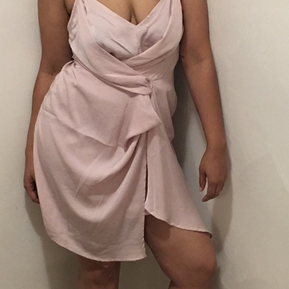 Waterfall Summer Dress - Picture 4 of 4